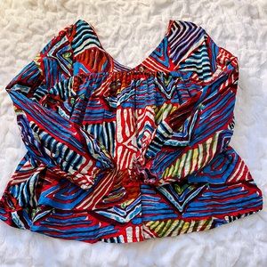 Abstract long sleeve poof sleeve